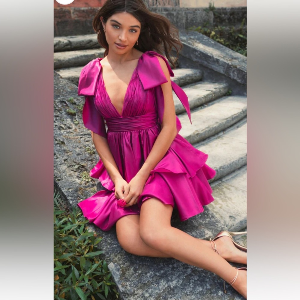 STUNNING 🤩 dress from Mac Duggal - Picture 4 of 7